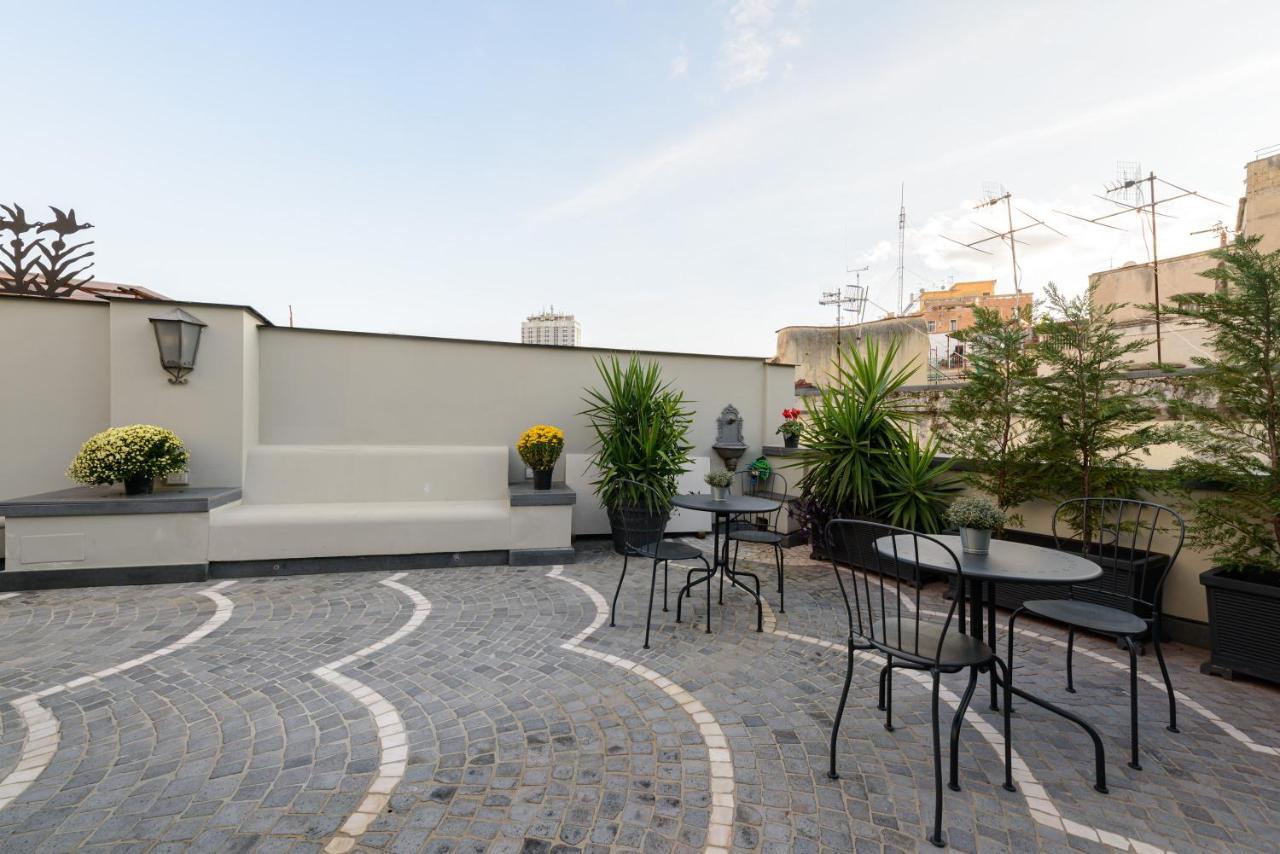 Dimorart Design Accomodations In Napoli Luaran gambar