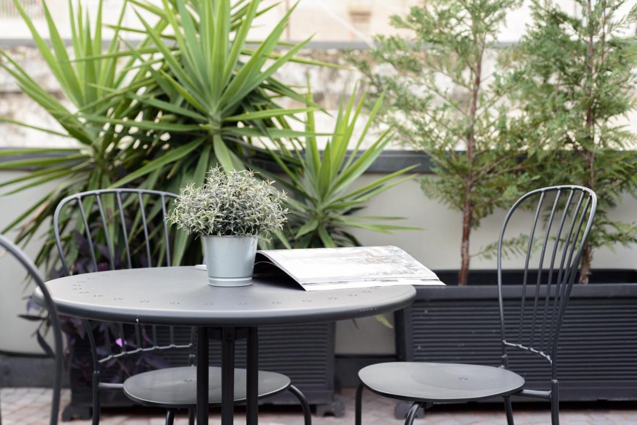 Dimorart Design Accomodations In Napoli Luaran gambar