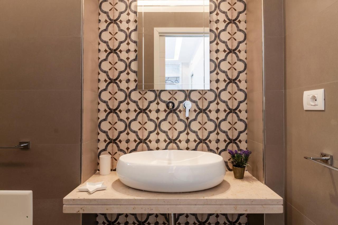 Dimorart Design Accomodations In Napoli Luaran gambar