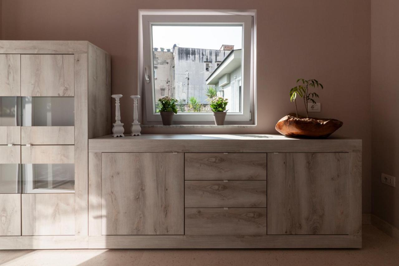 Dimorart Design Accomodations In Napoli Luaran gambar